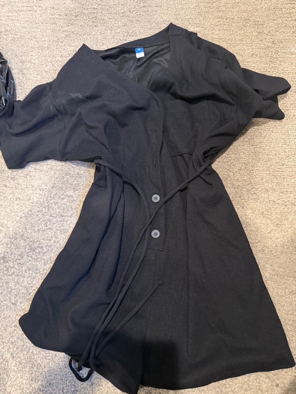 Old Navy Black Tie-Waist short romper 2x